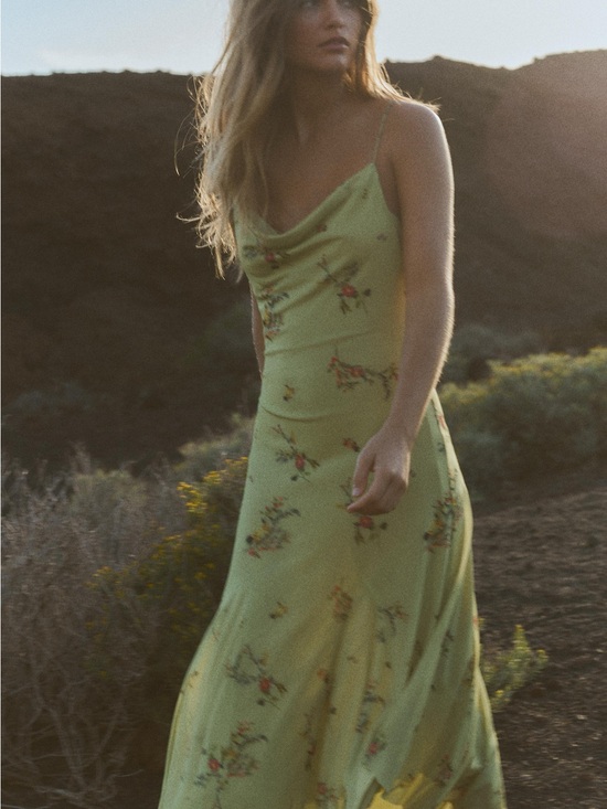 Zara Dresses & Skirts - Zara Stretchy Green Floral Slip Dress